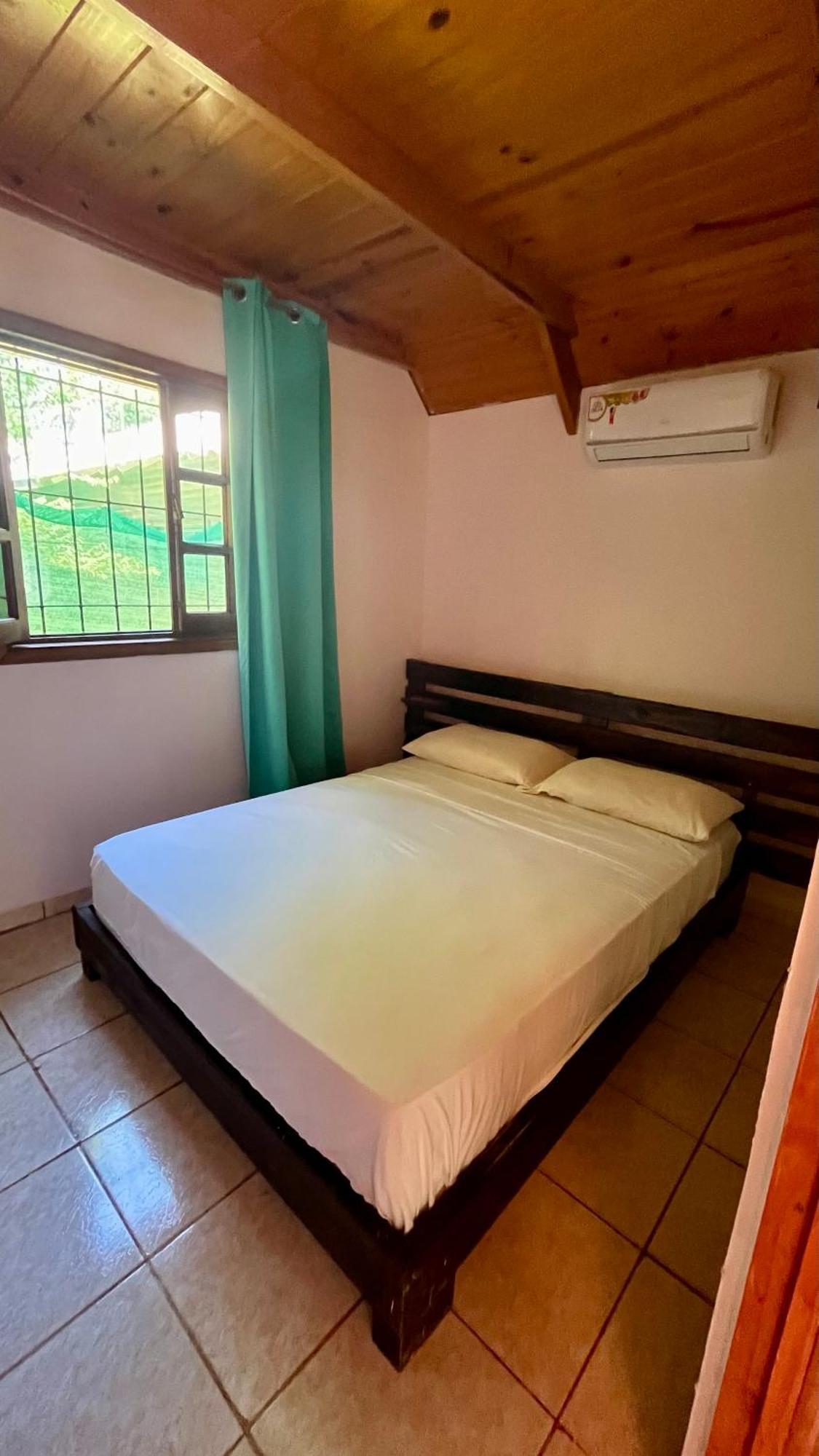 Cabanas Merale Excelente Ubicacion Puerto Iguazu Bagian luar foto