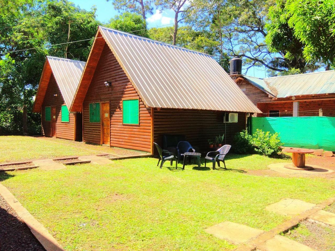 Cabanas Merale Excelente Ubicacion Puerto Iguazu Bagian luar foto